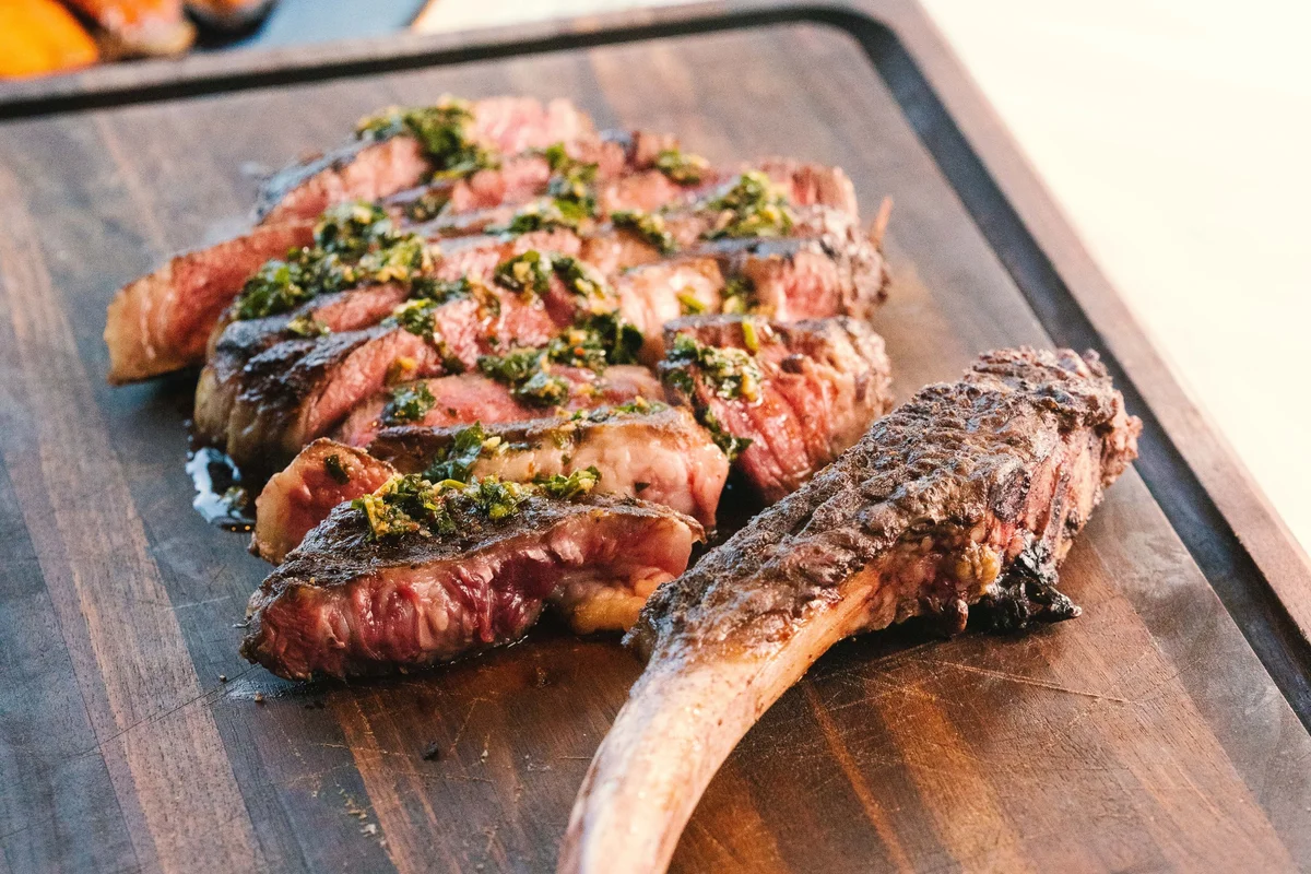 Grilled Tomahawk Steak Perfection