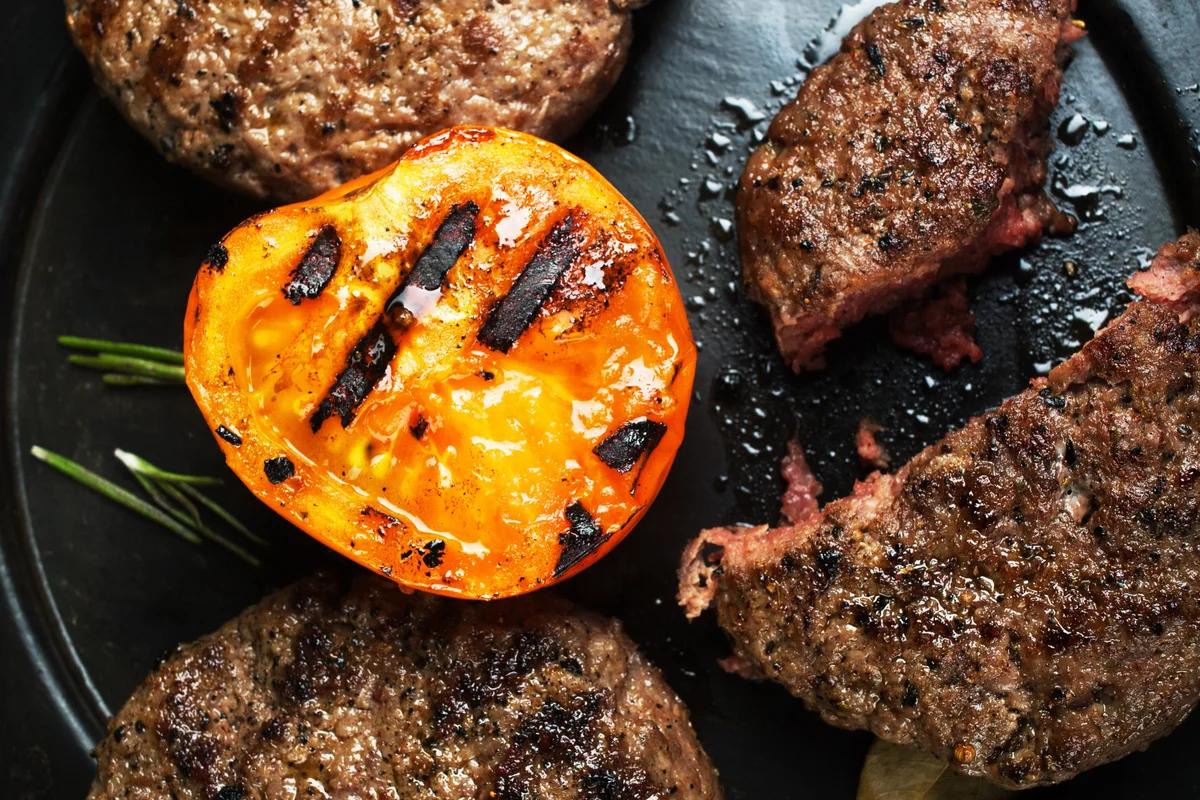 Hamburguesas de Res con Especias Cajún