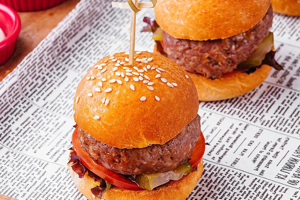 Deslizadores BBQ - Mini Hamburguesas