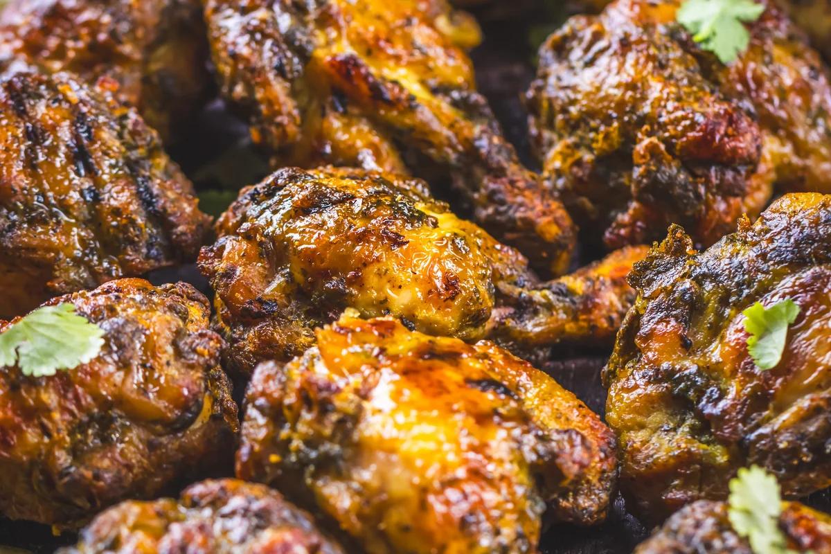 BBQ Chicken Wings - Honey Garlic, Buffalo & Sweet Spicy