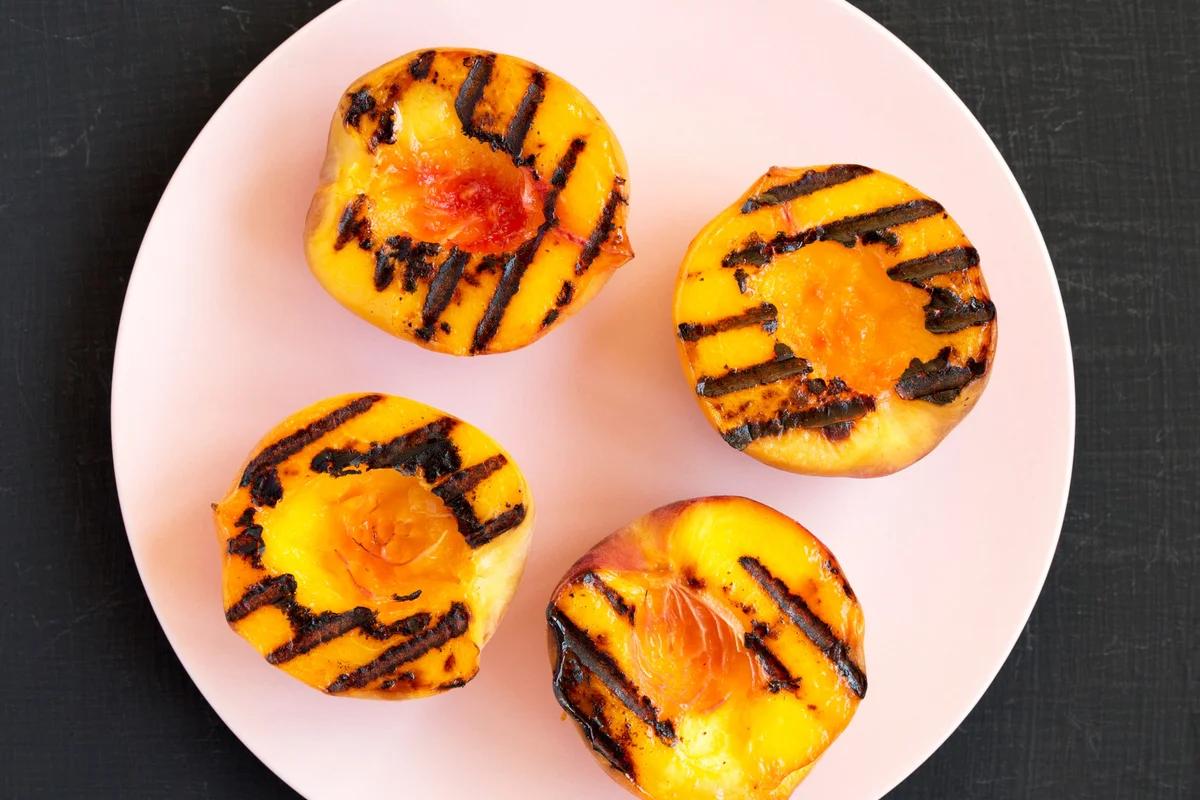 Grilled Cinnamon Sugar Peaches